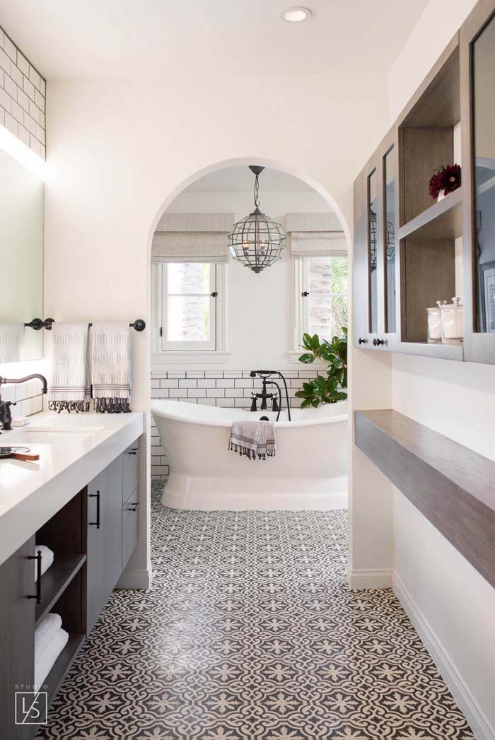 Retro Elegance Bathroom #masterbathroom #design #decorhomeideas