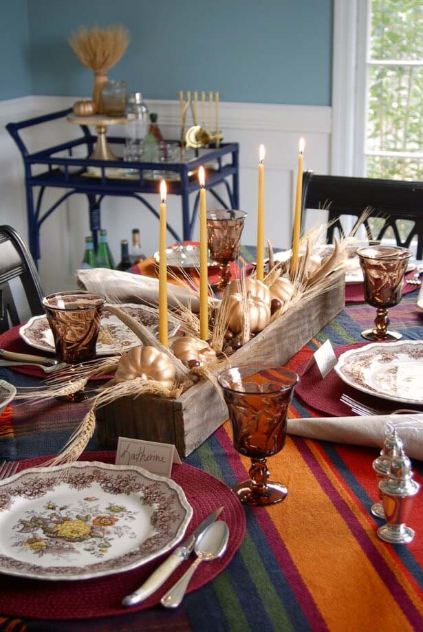 Rustic Candle and Pumpkin Box #thanksgiving #centerpieces #decorhomeideas