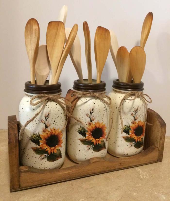 Rustic Sunflower Farmhouse Utensil Holder Mason Jars #sunflower #decor #decorhomeideas