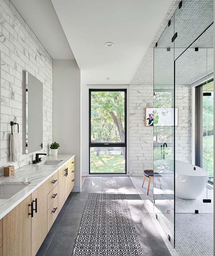 Trendy Master Bathroom #masterbathroom #design #decorhomeideas