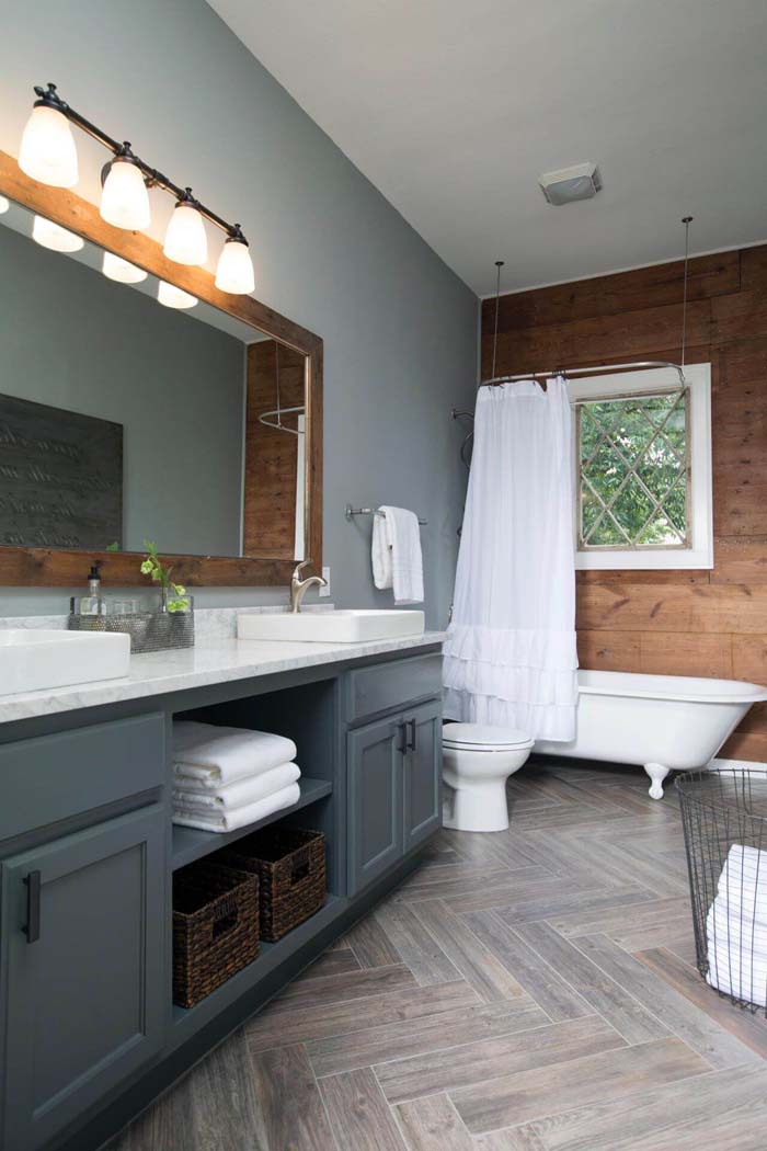 Updated Country Bathroom #masterbathroom #design #decorhomeideas