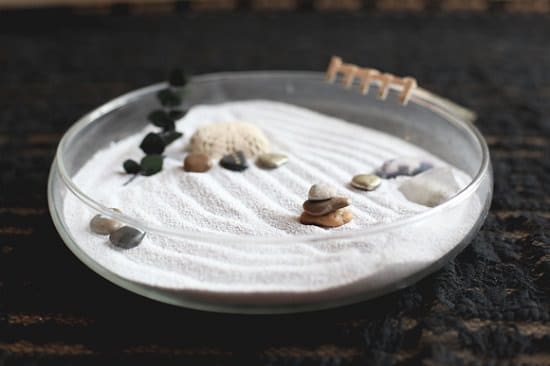 Adorable Mini Zen Garden #zengarden #minigarden #decorhomeideas