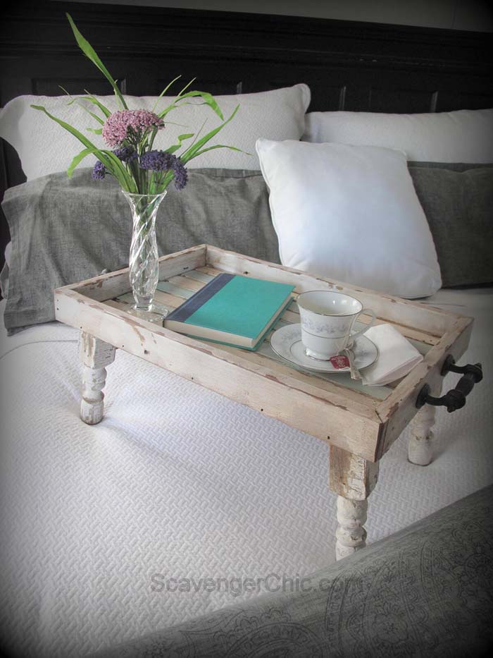 Breakfast in Bed Serving Tray #spindle #repurpose #decorhomeideas