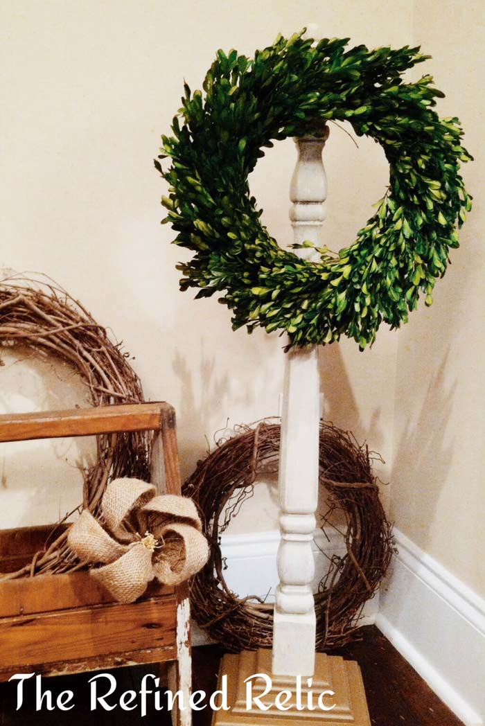 Bucolic Pedestal Style Wreath Display #spindle #repurpose #decorhomeideas