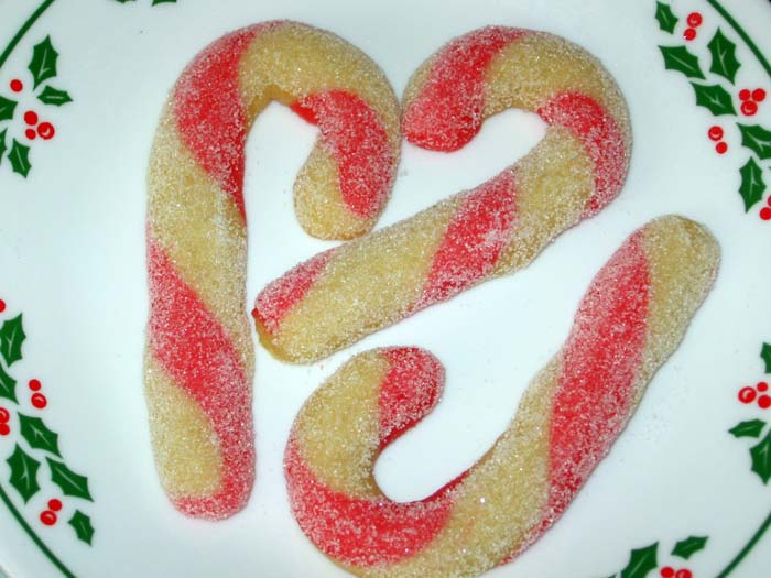 Candy Cane Cookies III #christmas #treat #decorhomeideas