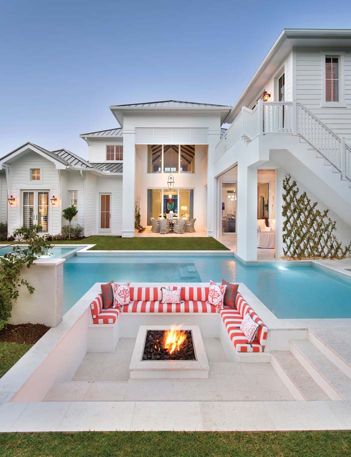 Colorful Cushions #firepit #poolside #decorhomeideas