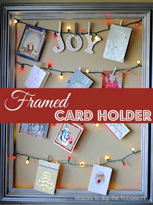 Framed Christmas Card Display #Christmas #lights #decorhomeideas