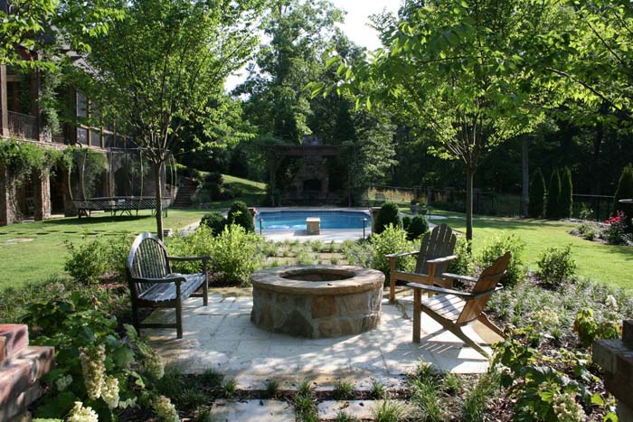 Garden Retreat #firepit #poolside #decorhomeideas