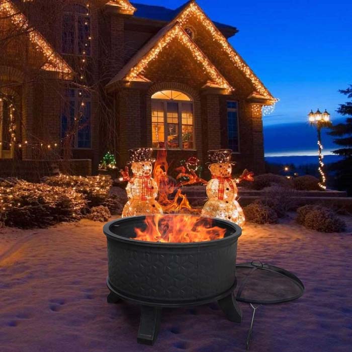 Holiday Lights #firepit #lighting #decorhomeideas