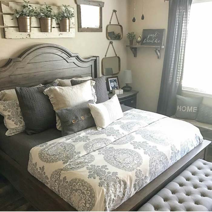 Lady Grey Farmhouse Bedroom Decor Ideas #farmhousebedroom #decorhomeideas