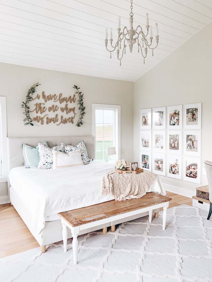 Picture Perfect Soulmate Farmhouse Bedroom #farmhousebedroom #decorhomeideas