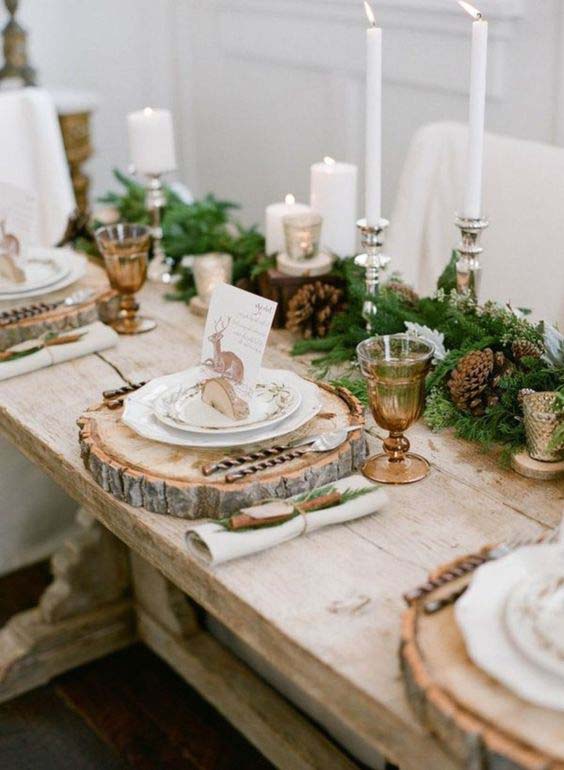 Rustic Christmas Table With An Evergreen And Pinecone Runner #Christmas #rustic #tablesetting #decorhomeideas