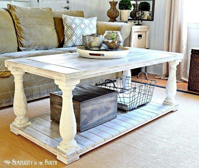 Rustic Newel Post Coffee Table #spindle #repurpose #decorhomeideas