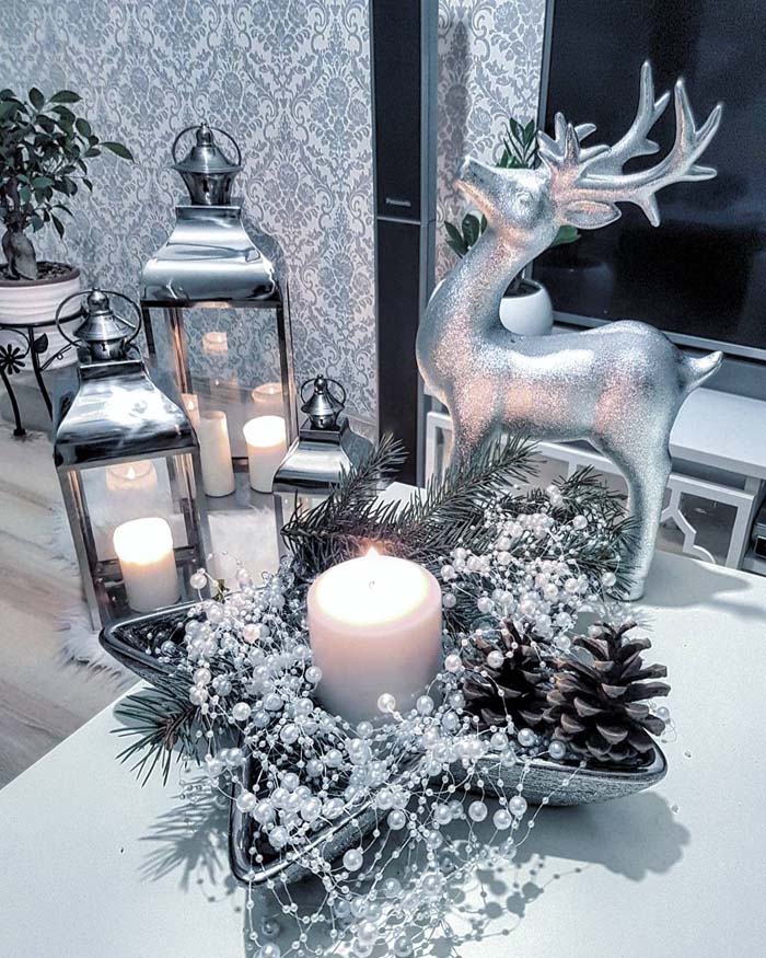 Snowy Star Décor #Christmas #candle #decoration #decorhomeideas