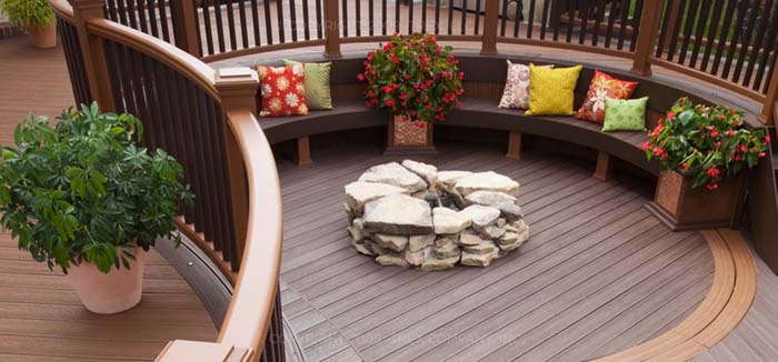 Stone Slab Fire Pit #decking #firepit #decorhomeideas