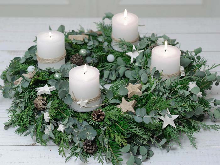 Subtle Stars #Christmas #candle #decoration #decorhomeideas
