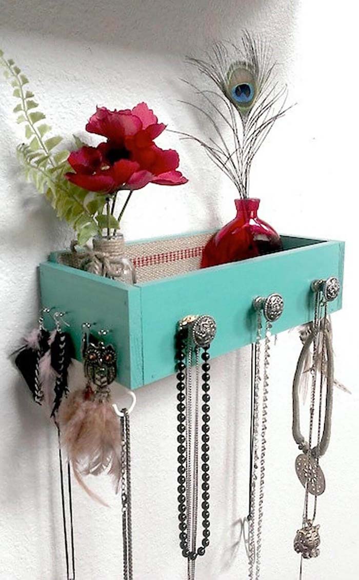 All That Glitters #recycle #olddrawer #decorhomeideas