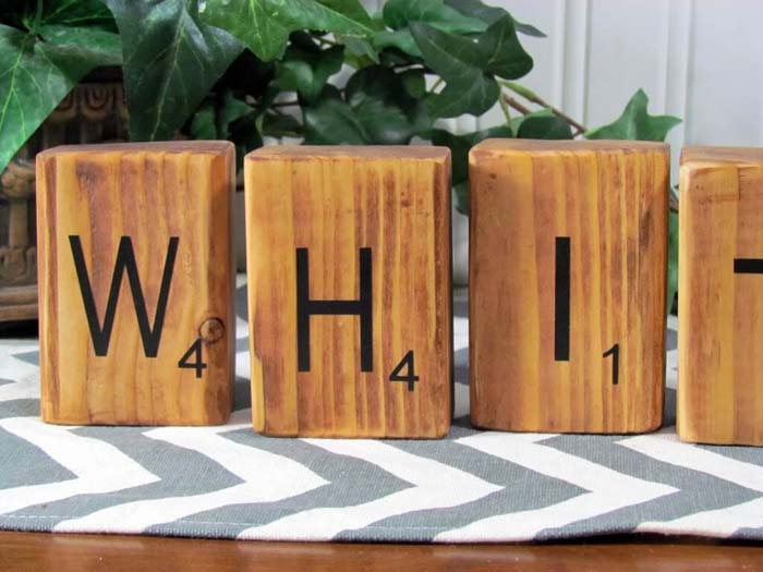 DIY Wood Burned Letter Tiles #woodburning #crafts #decorhomeideas