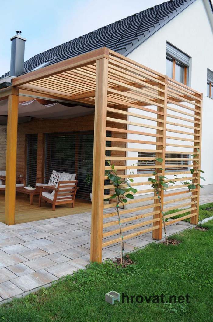 Extend Your Porch With A Slat Pergola #woodenslats #homedecor #decorhomeideas