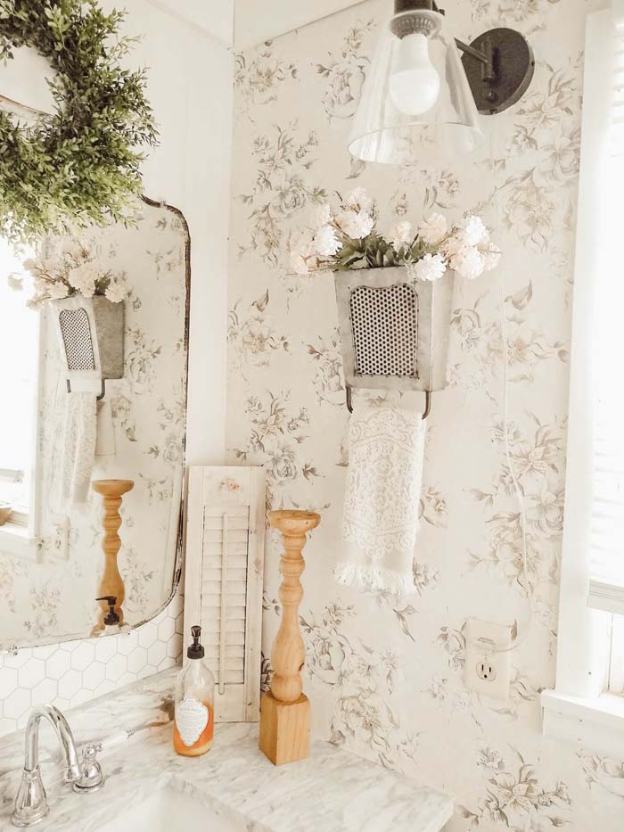 Farmhouse Theme Flower Vase and Towel Rack #rustic #walldecor #decorhomeideas