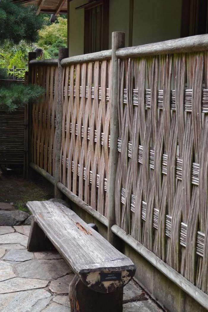 Fence With a Weave Pattern #bamboofence #fencing #decorhomeideas
