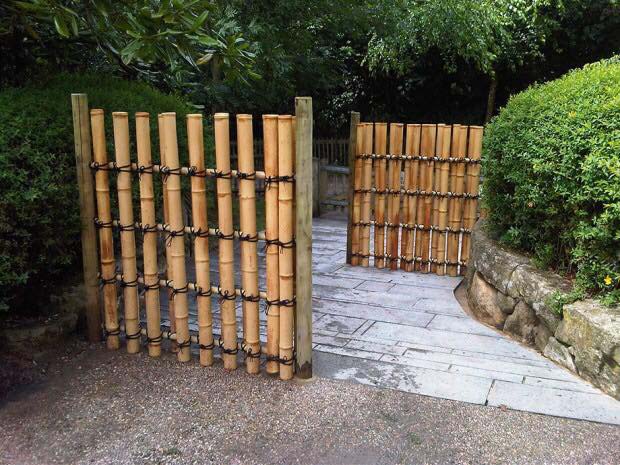 Free Standing Fence Sections #bamboofence #fencing #decorhomeideas