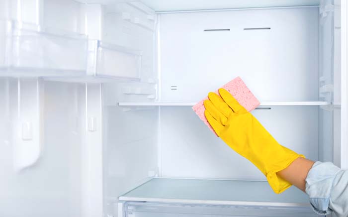 Keep the Fridge Clean #refrigerator #storage #organization #decorhomeideas