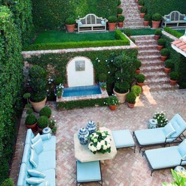 Luxury Sloped Backyard #slopedbackyard #budget #decorhomeideas