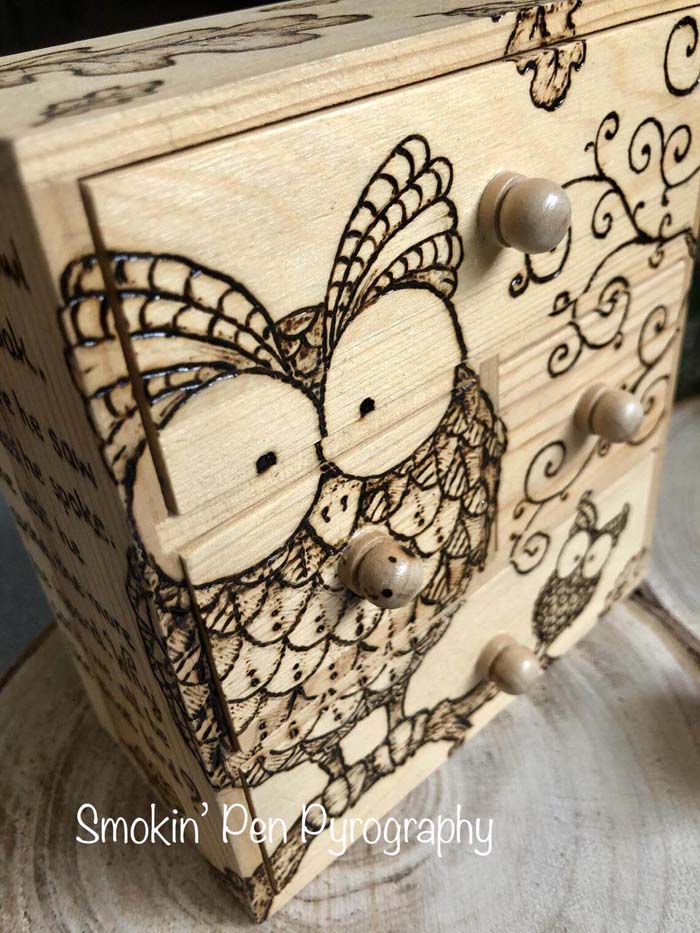 Mini Chest of Drawers with Owls #woodburning #crafts #decorhomeideas