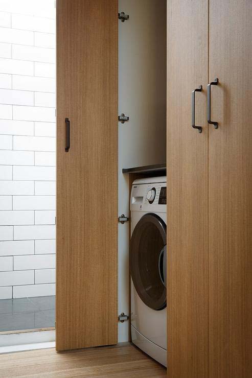 Modern Closet with Washer and Dryer #laundry #closetdoors #decorhomeideas