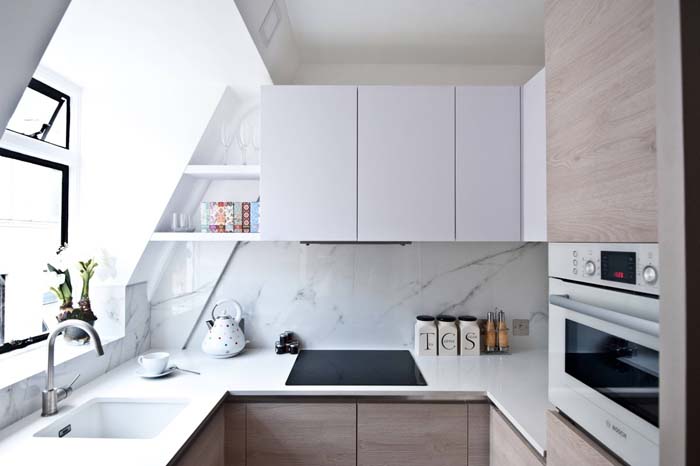 Modern Small Kitchen With Skylight #kitchen #design #decorhomeideas