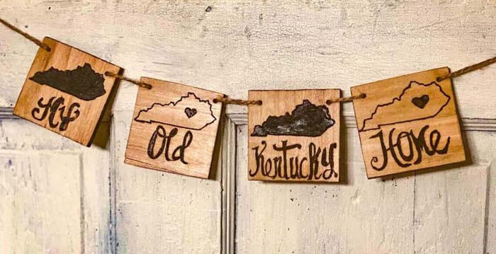 My Old Kentucky Home Wooden Garland #woodburning #crafts #decorhomeideas