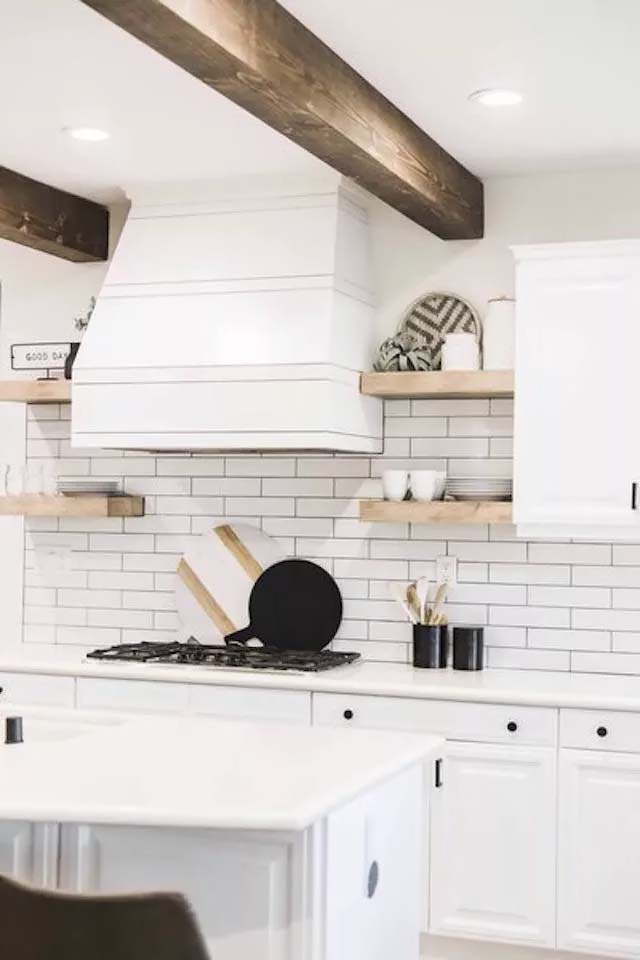 Show Off Exposed Beams #kitchen #design #decorhomeideas