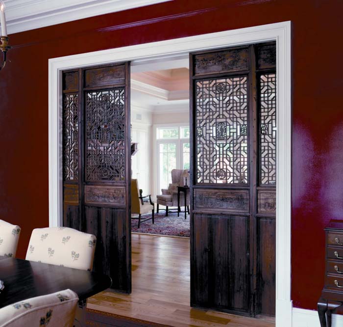 Venetian Grotto Inspired Sliding Doors #barndoor #barndoorideas #decorhomeideas