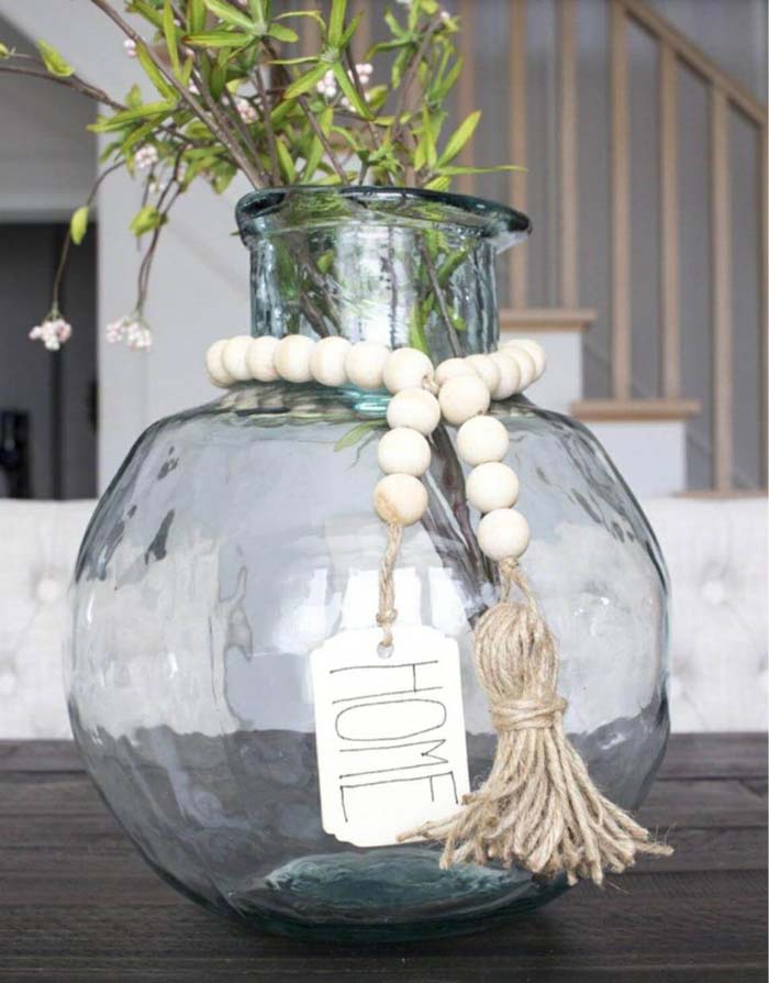 Wooden Bead Garland with Tassel Tag #farmhouse #livingroom #decorhomeideas