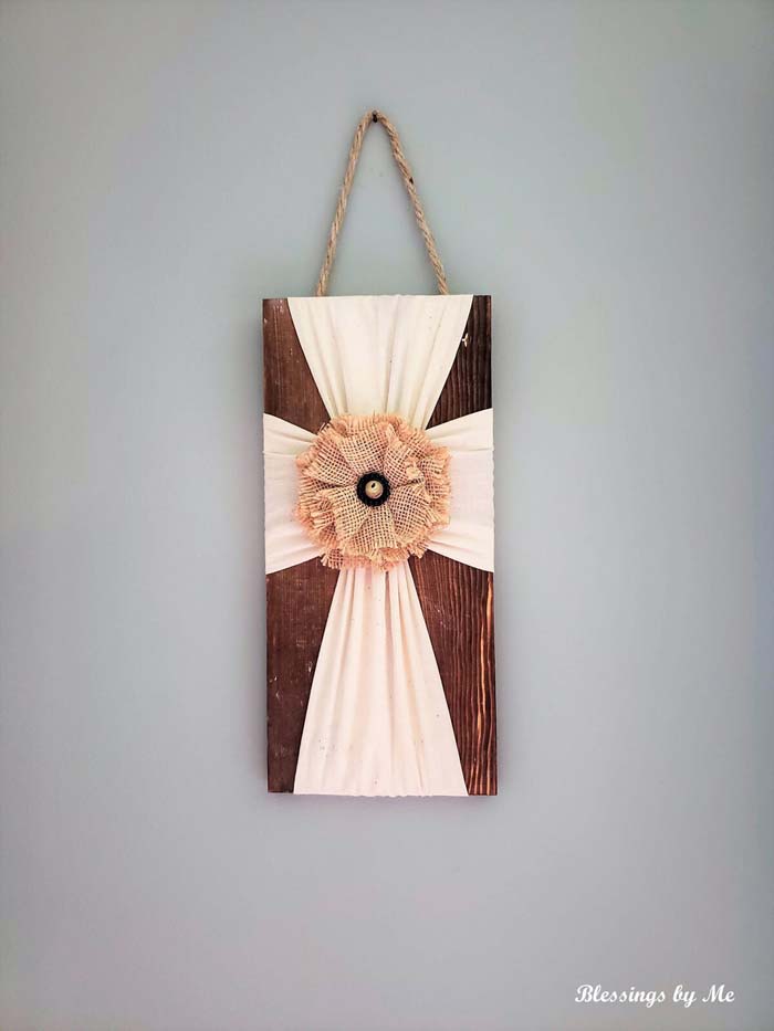 Wooden Fabric Cross Wall Decor #rustic #walldecor #decorhomeideas