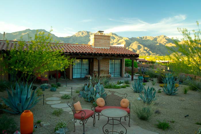 Add a Seating Area #desertlandscaping #inexpensive #decorhomeideas