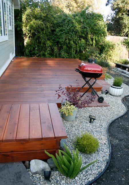 Beautiful Outdoor Entertaining Area #deckideas #backyard #decorhomeideas