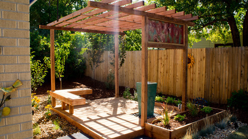 Deck With Bench Under Pergola Design #deckideas #backyard #decorhomeideas