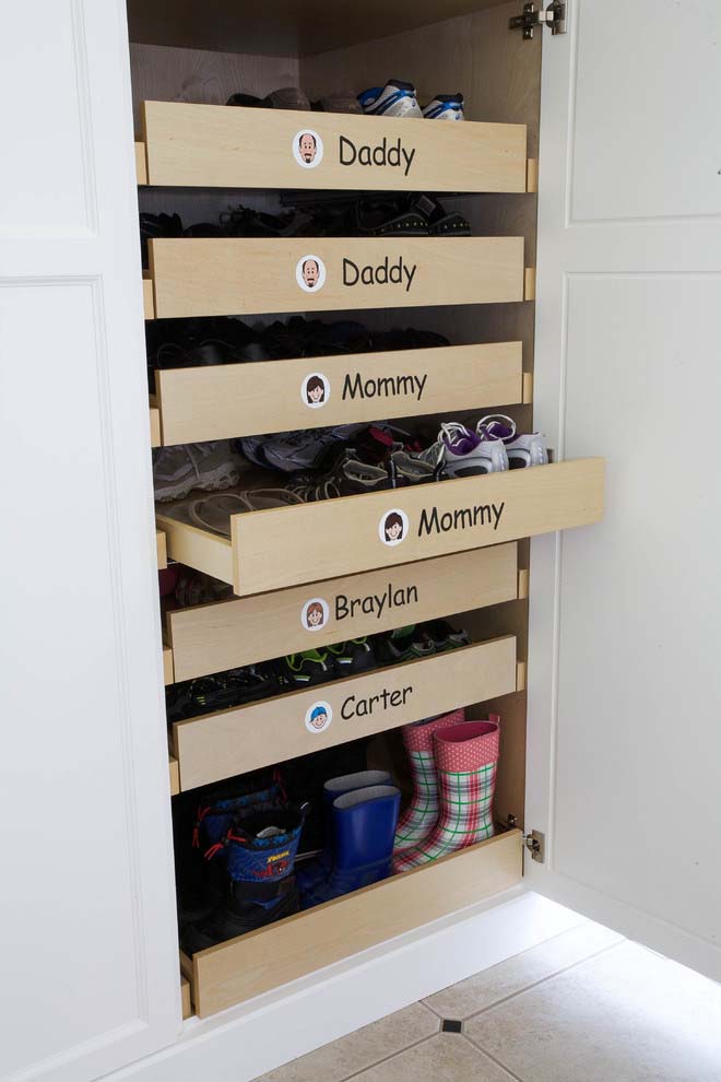 Family Shoe Drawers #shoestorage #decorhomeideas