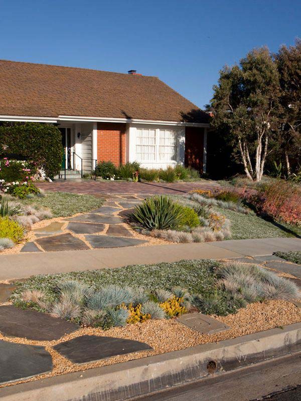 Flagstone and Ground Cover #desertlandscaping #inexpensive #decorhomeideas