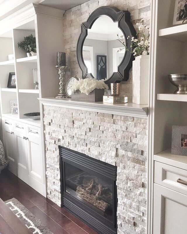 Gas Fireplace Blends with Built-In Shelves #fireplace #design #decorhomeideas