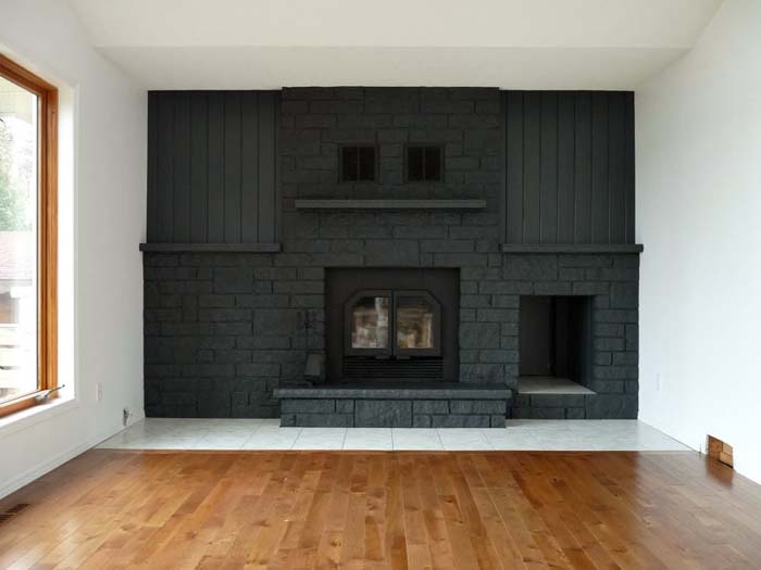 Magnificent Monotone Fireplace Wall in Dark Gray #fireplace #design #decorhomeideas