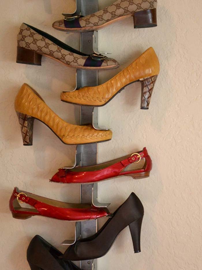 Metal Shoe Mount #shoestorage #decorhomeideas