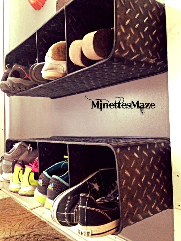 Metallic Shoe Cubbies #shoestorage #decorhomeideas