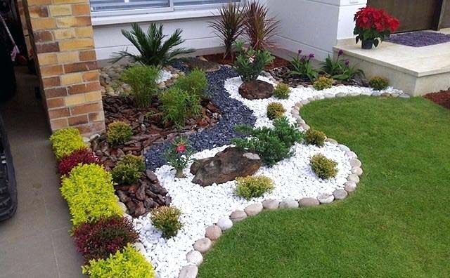 Mix and Match Colors and Texture #smallcorner #rockgarden #decorhomeideas