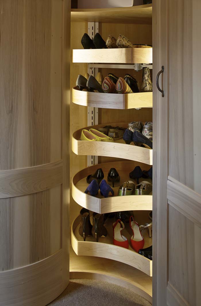 Rotating Suspended Shoe Shelves #shoestorage #decorhomeideas