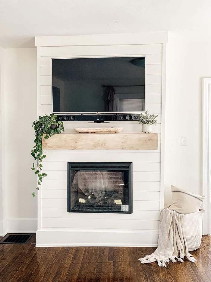 Seamless Shiplap Covered Modern Farmhouse Fireplace #fireplace #design #decorhomeideas