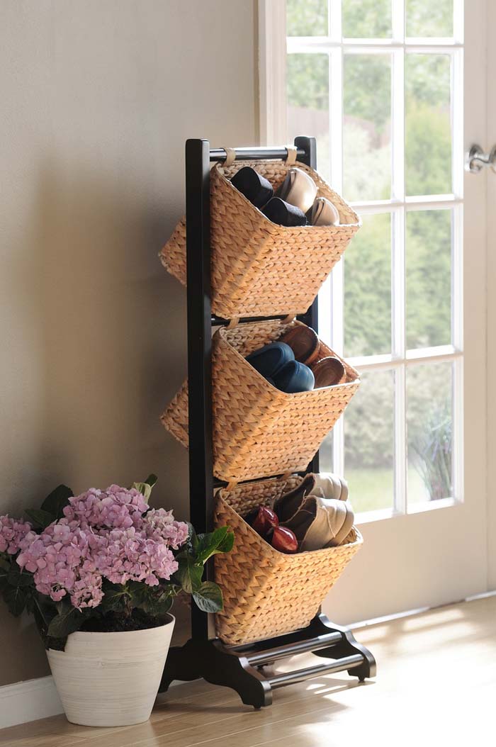 Shoe Baskets #shoestorage #decorhomeideas