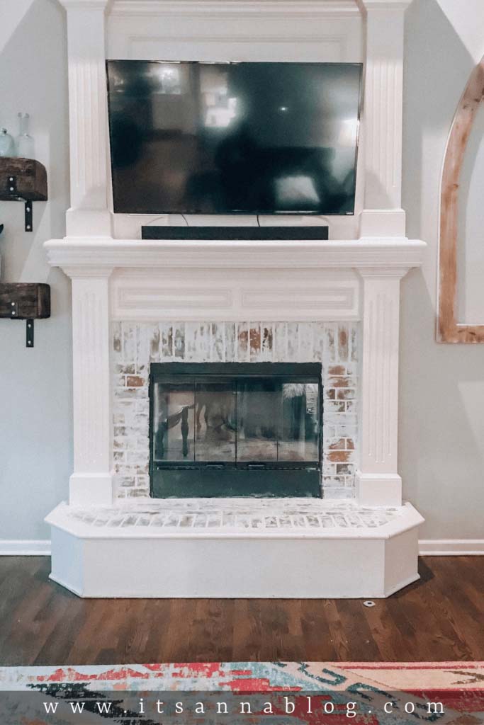 Stately White Columns and White Washed Brick #fireplace #design #decorhomeideas